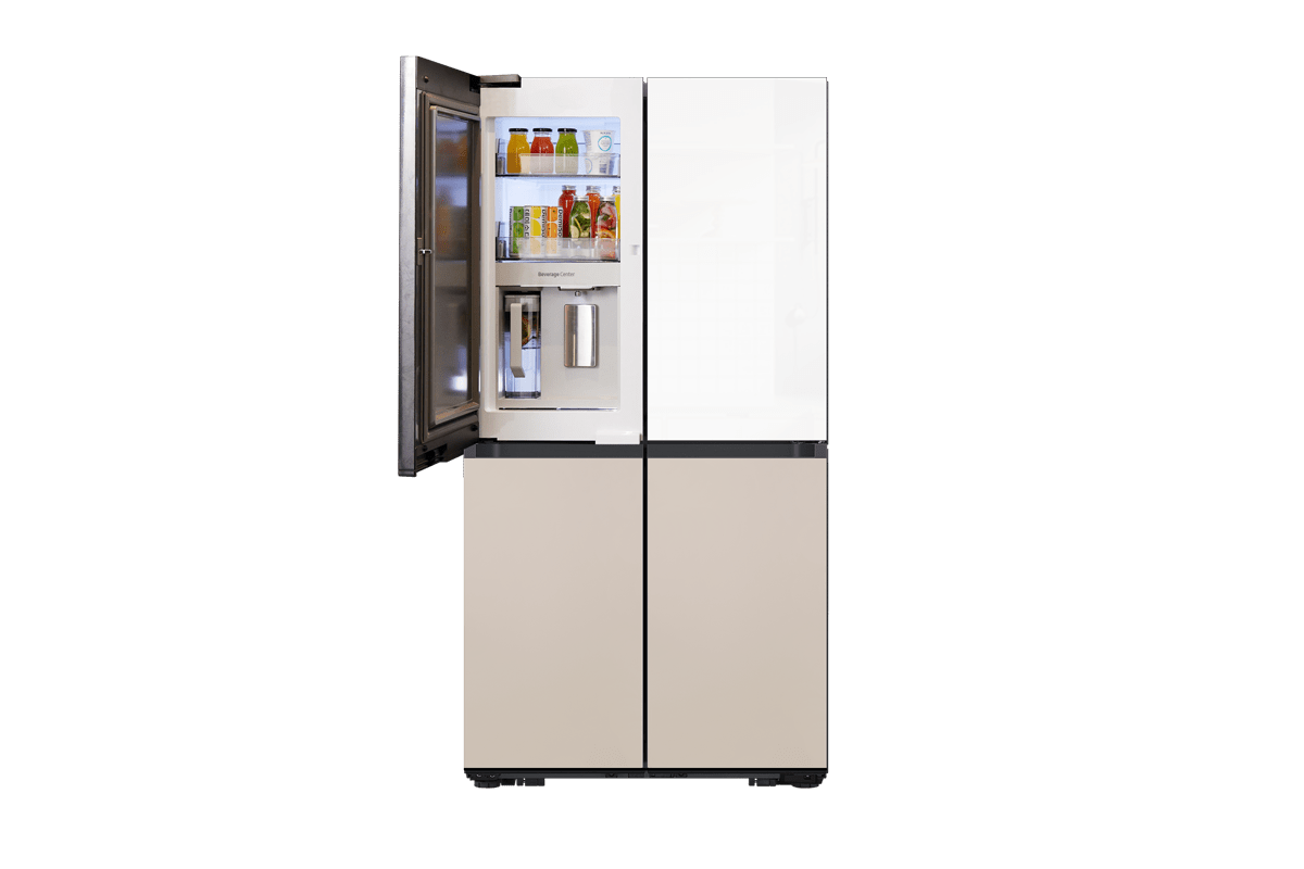 648 L Tủ Lạnh Bespoke 4 Cửa với Beverage Center™, màu Trắng Thạch Anh/ Nâu Be