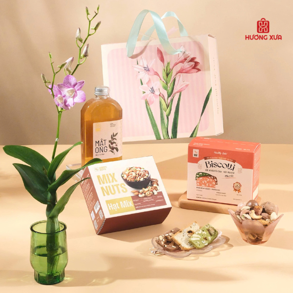 Hộp Quà Tặng 8/3 HXM-136