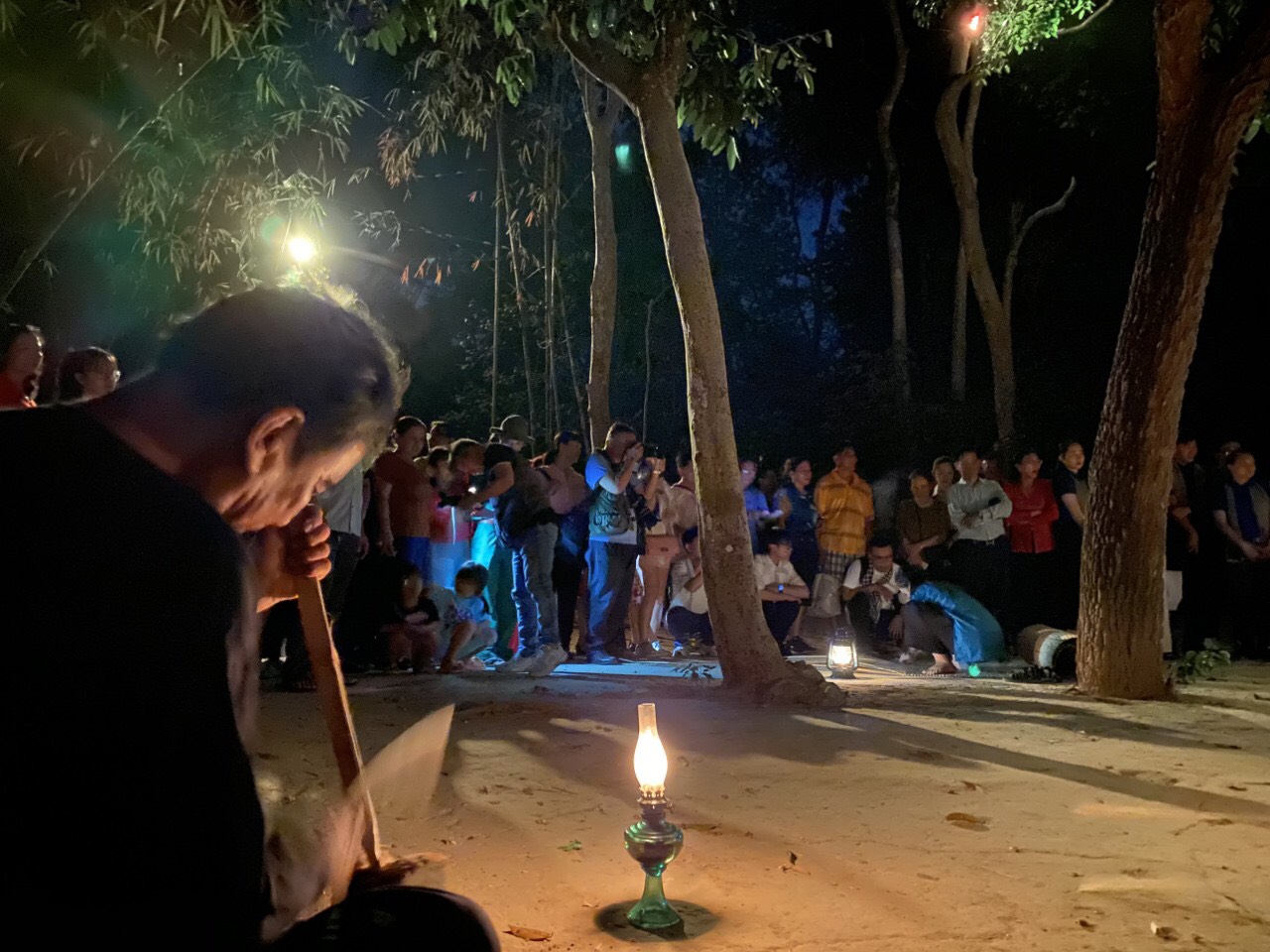 TOUR CỦ CHI ĐÊM “TRĂNG CHIẾN KHU “ – TÁI HIỆN CUỘC SỐNG THỜI CHIẾN