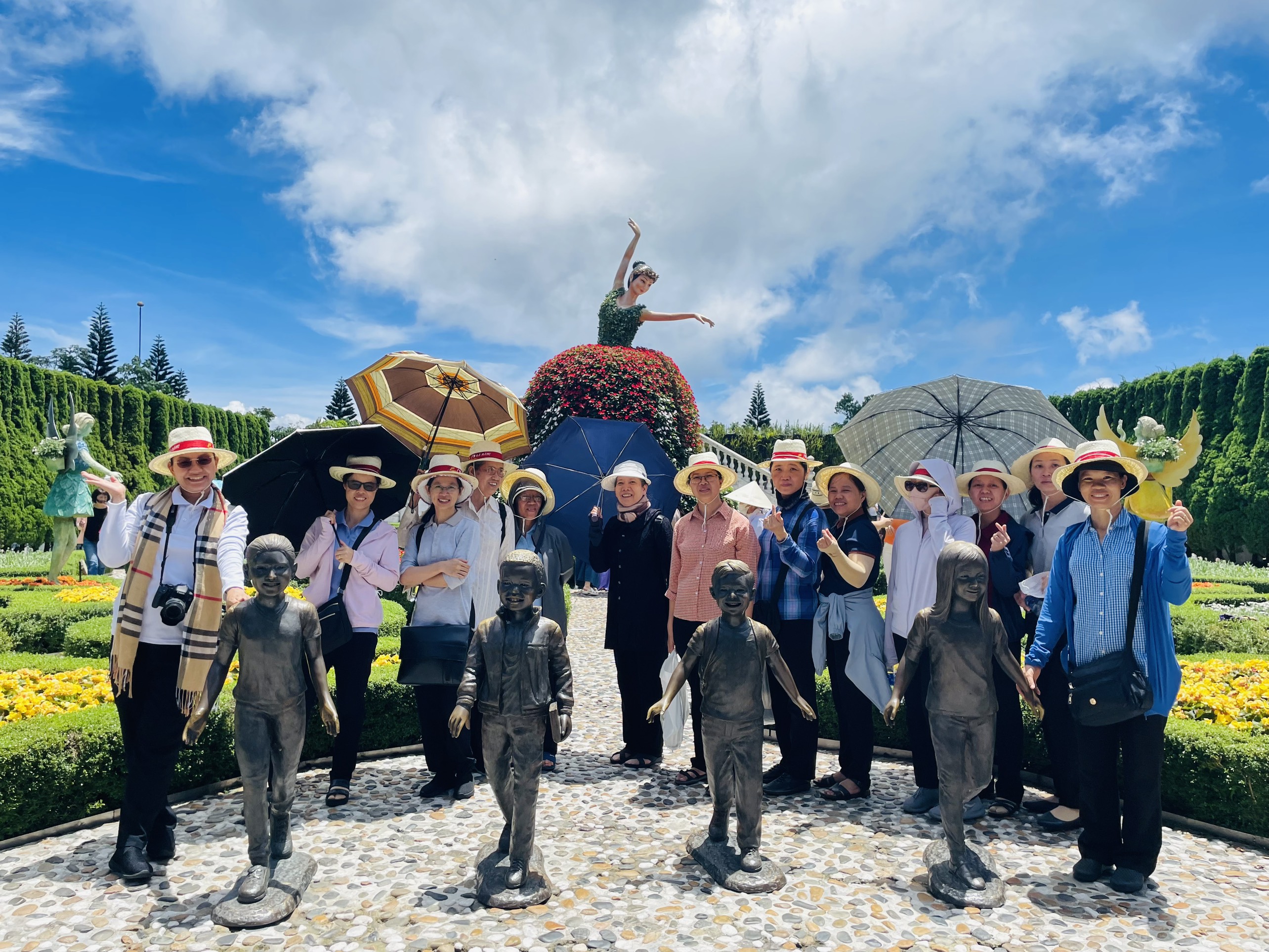 CẦN THƠ  - ĐÀ NẴNG - HỘI AN -BÀ NÀ HILL 3 NGÀY 2 ĐÊM