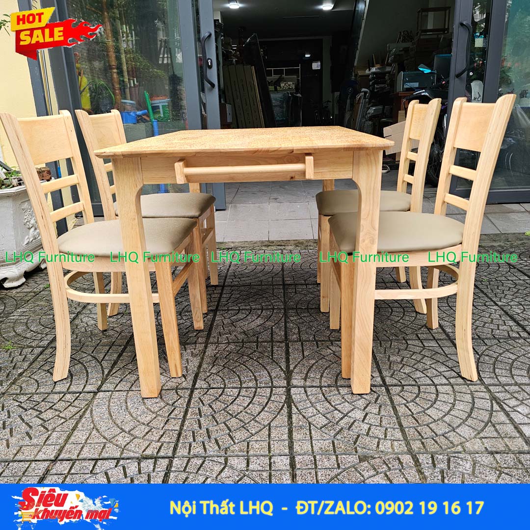 Bộ Bàn Ăn 4 Ghế Panda - Gỗ Cao Su Màu Walnut Đang Được Ưu Đãi Hấp Dẫn