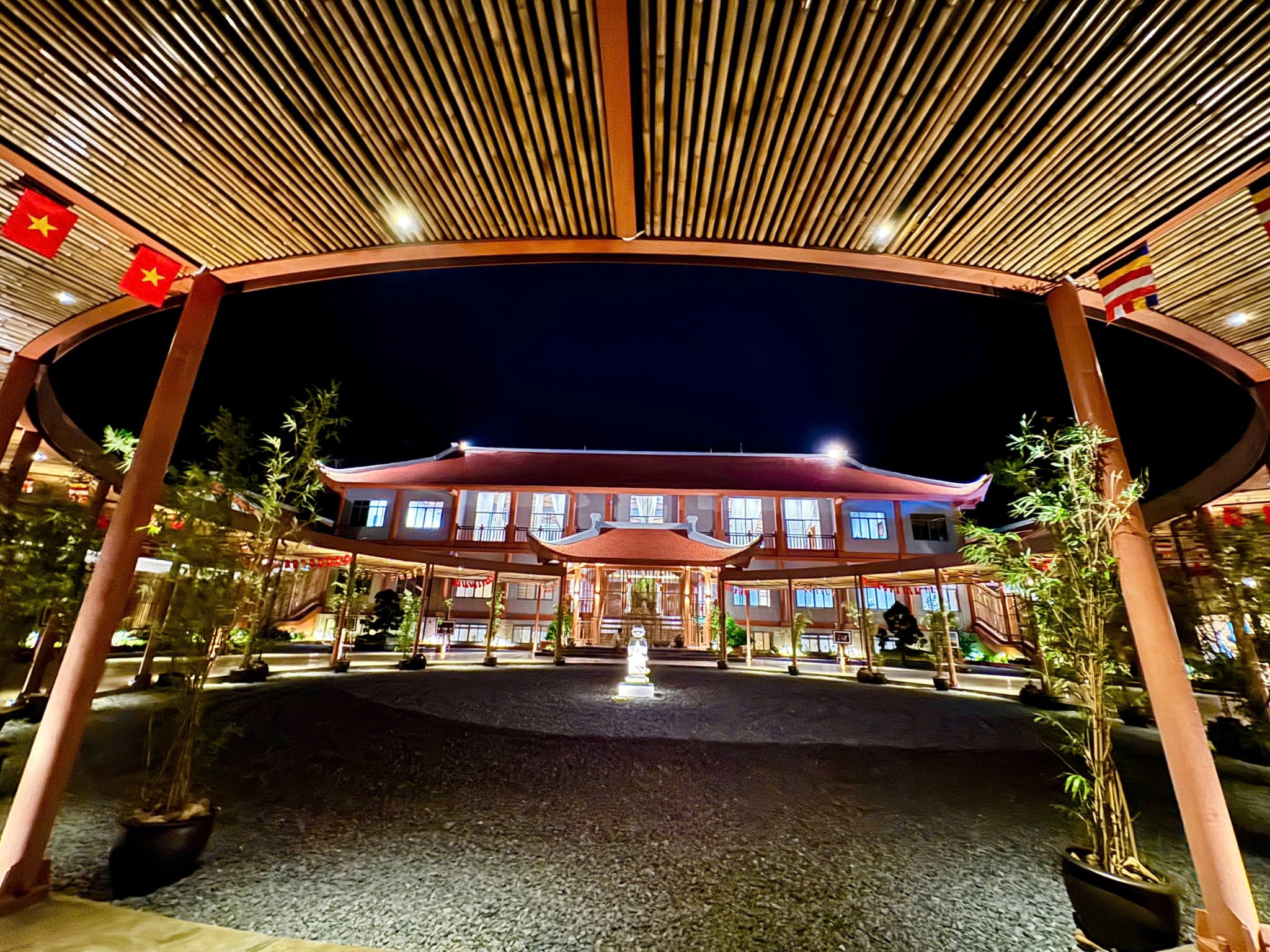 Ngoa Van Weekend – 2 Days 1 Night Program