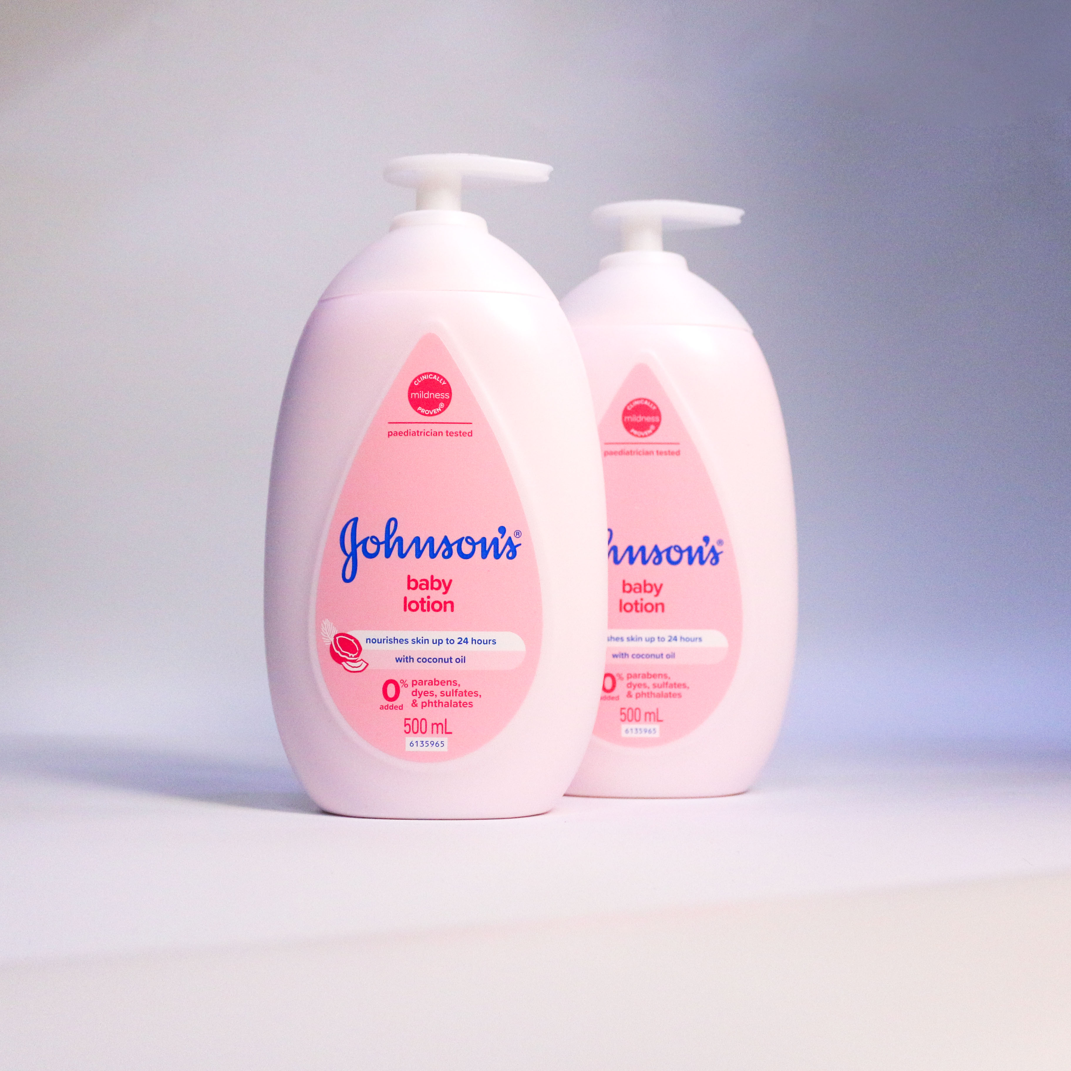 Johnson's Baby Lotion sữa dưỡng thể giúp dưỡng ẩm và bảo vệ da bé 24h 500ml (11/26)