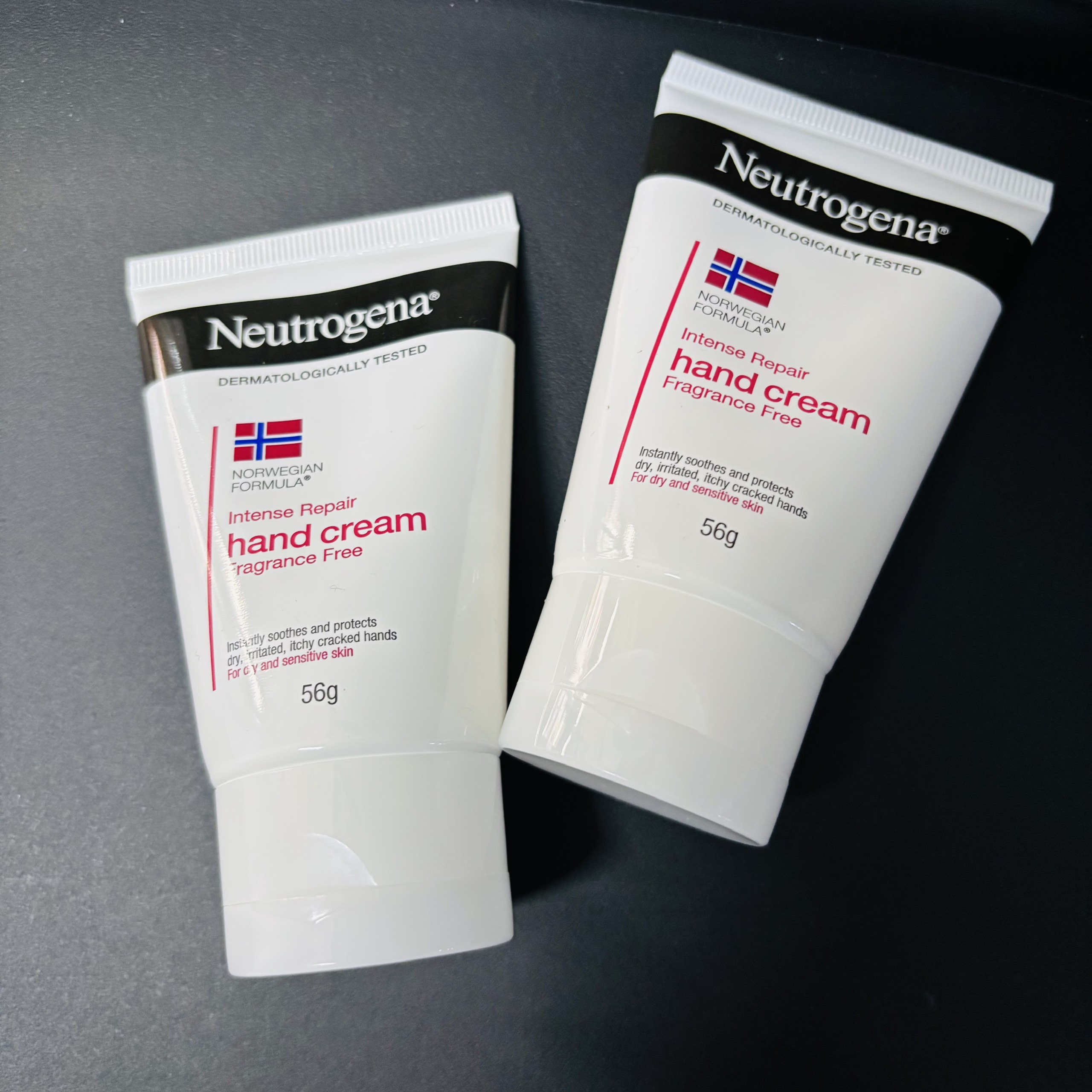 Neutrogena Hand Cream kem dưỡng da tay dưỡng ẩm sâu và mịn màng không mùi 56g (10/27)