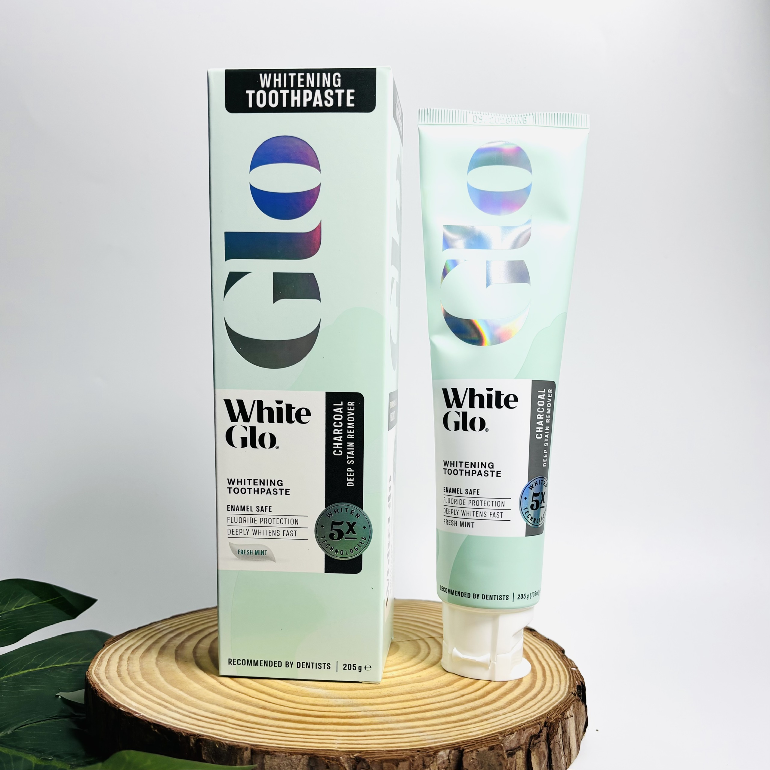 White Glo Whitening Toothpaste Charcoal Deep Stain Remover kem đánh răng làm trắng - than hoạt tính 205g (2029)