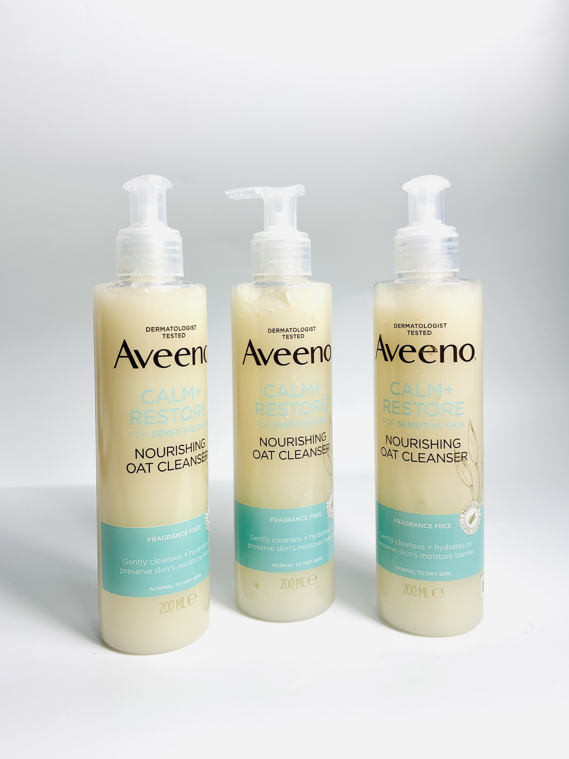Aveeno Face Calm and Restore Nourishing Oat Cleanser sữa rửa mặt yến mạch cho da nhạy cảm 200ml