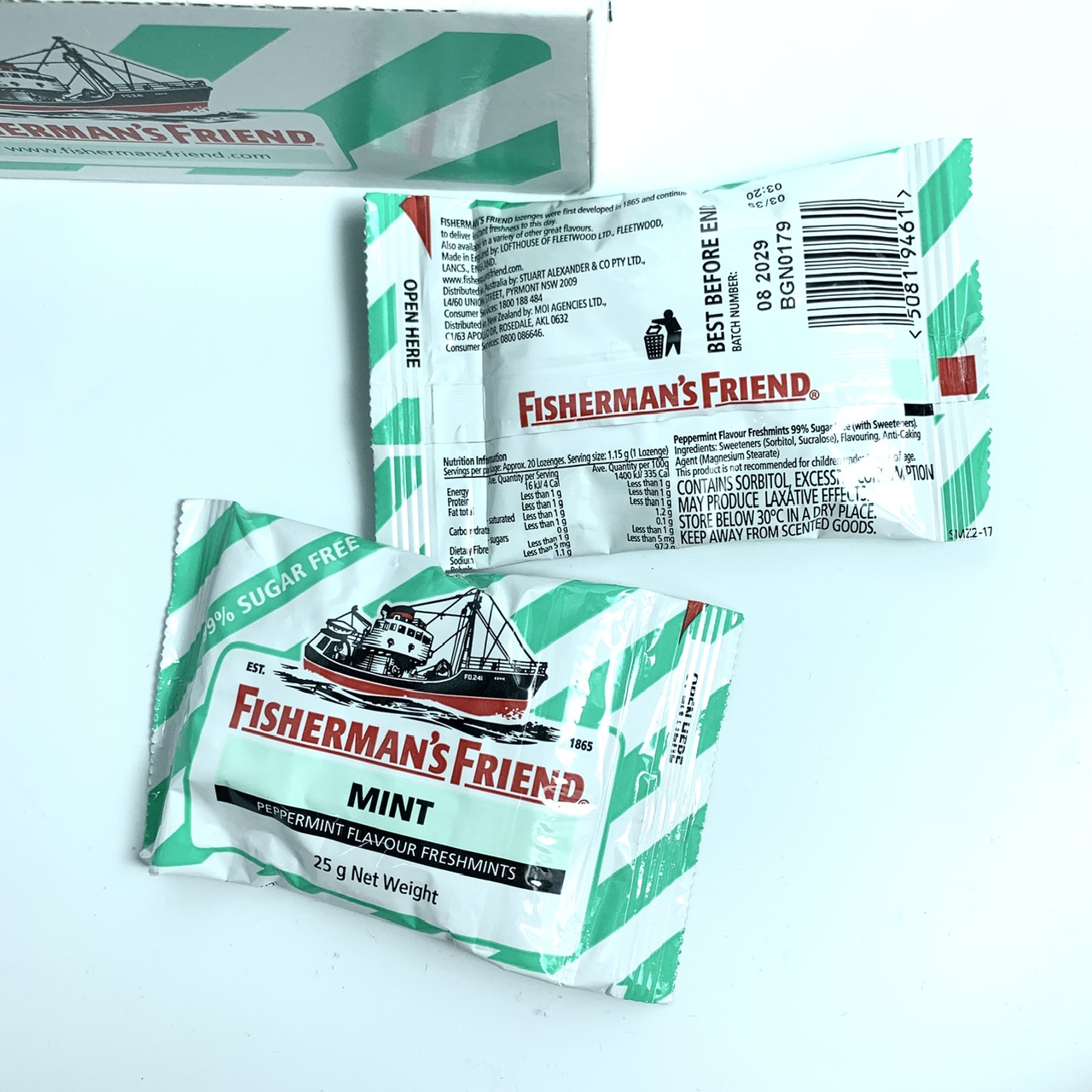 Fisherman's Friend Mint kẹo con tàu Úc ngậm cay the mát giảm ho 12 gói x 25g (08/29)