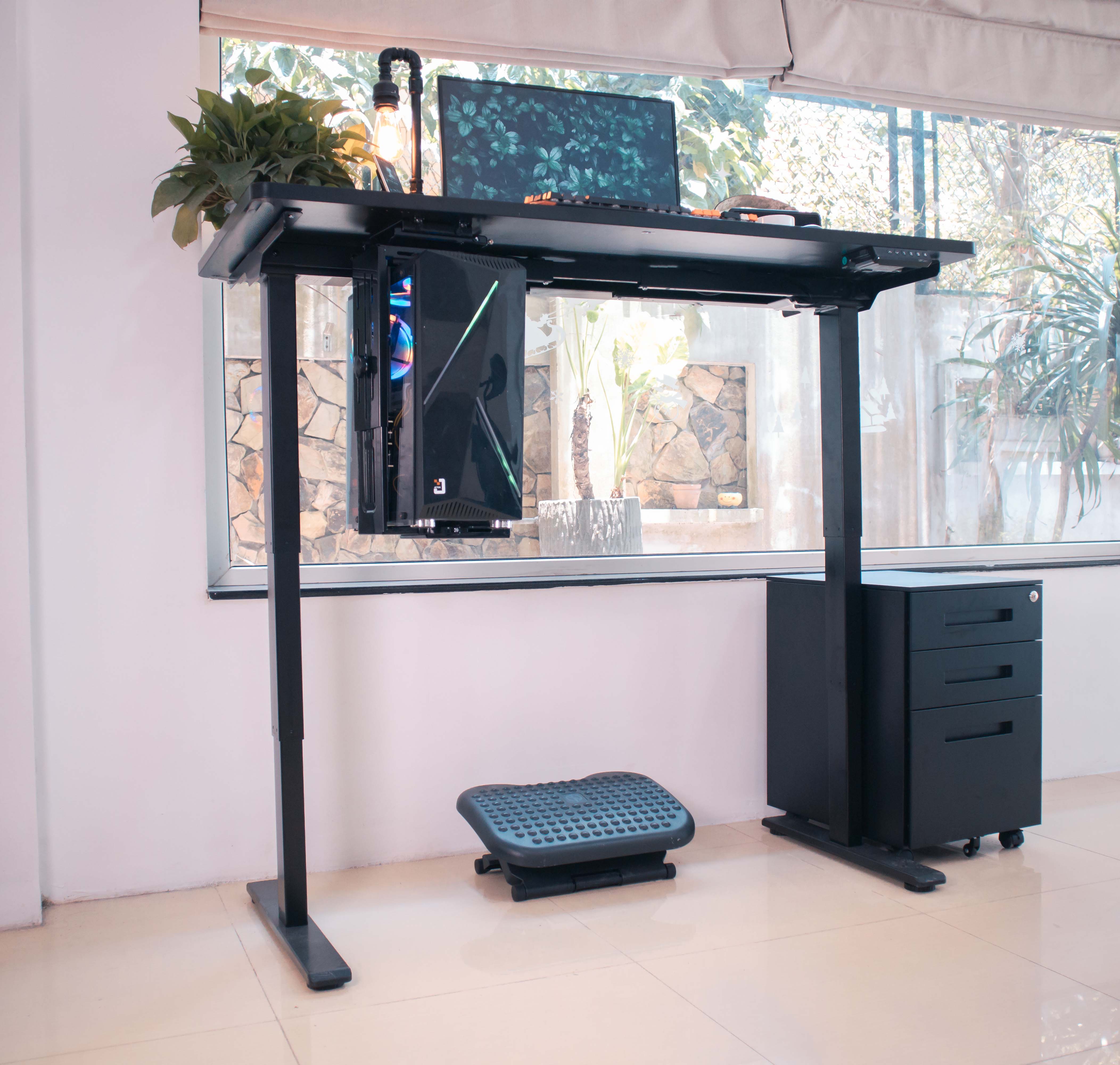 Hướng dẫn sử dụng bàn nâng hạ để đảm bảo sức khỏe và thoải mái cho người dùng