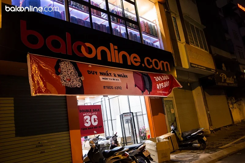 Bán balo ở Cầu Giấy Hà Nội