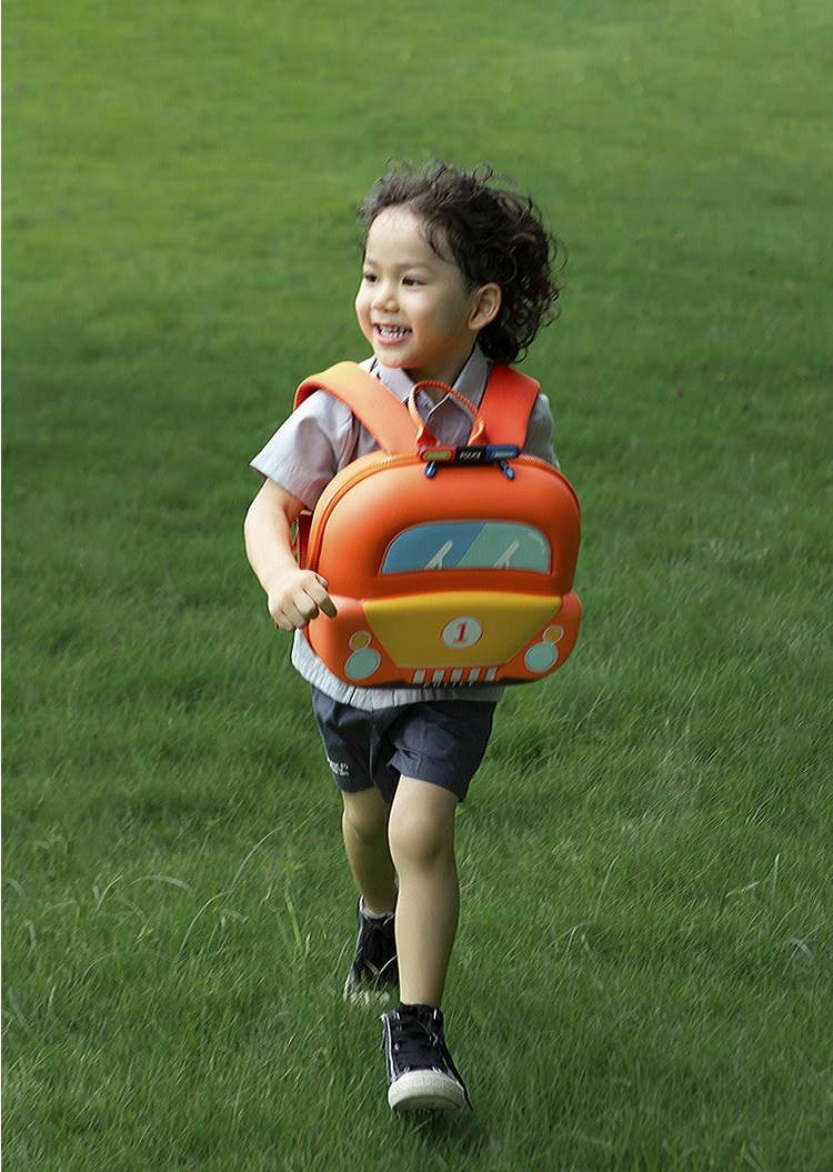 Balo mẫu giáo cho bé 2-6 tuổi hình ô tô ha noi4