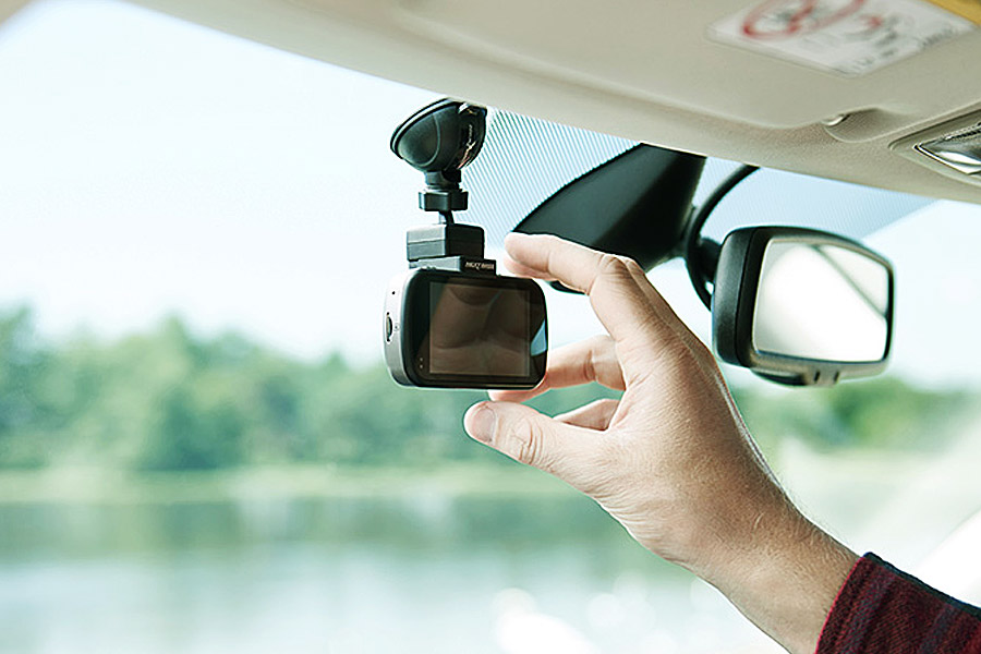 Bật mí kinh nghiệm mua camera hành trình ô tô tốt nhất cho người mới