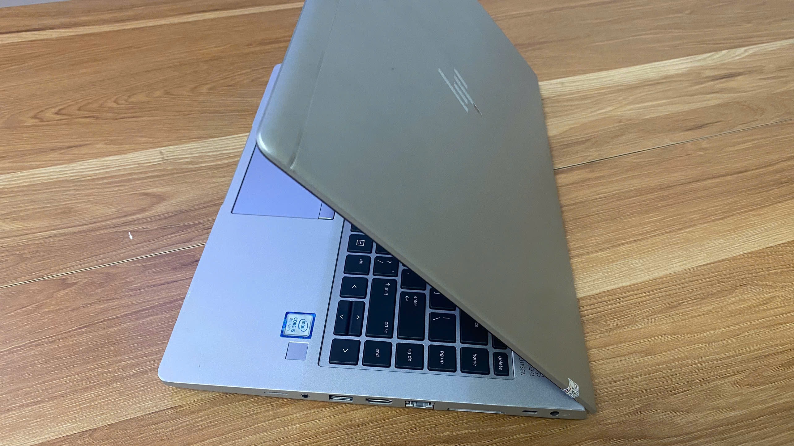 Máy Tính Xách Tay Laptop Cũ HP EliteBook 840 G6 - Intel Core i5 | 14 inch Full HD