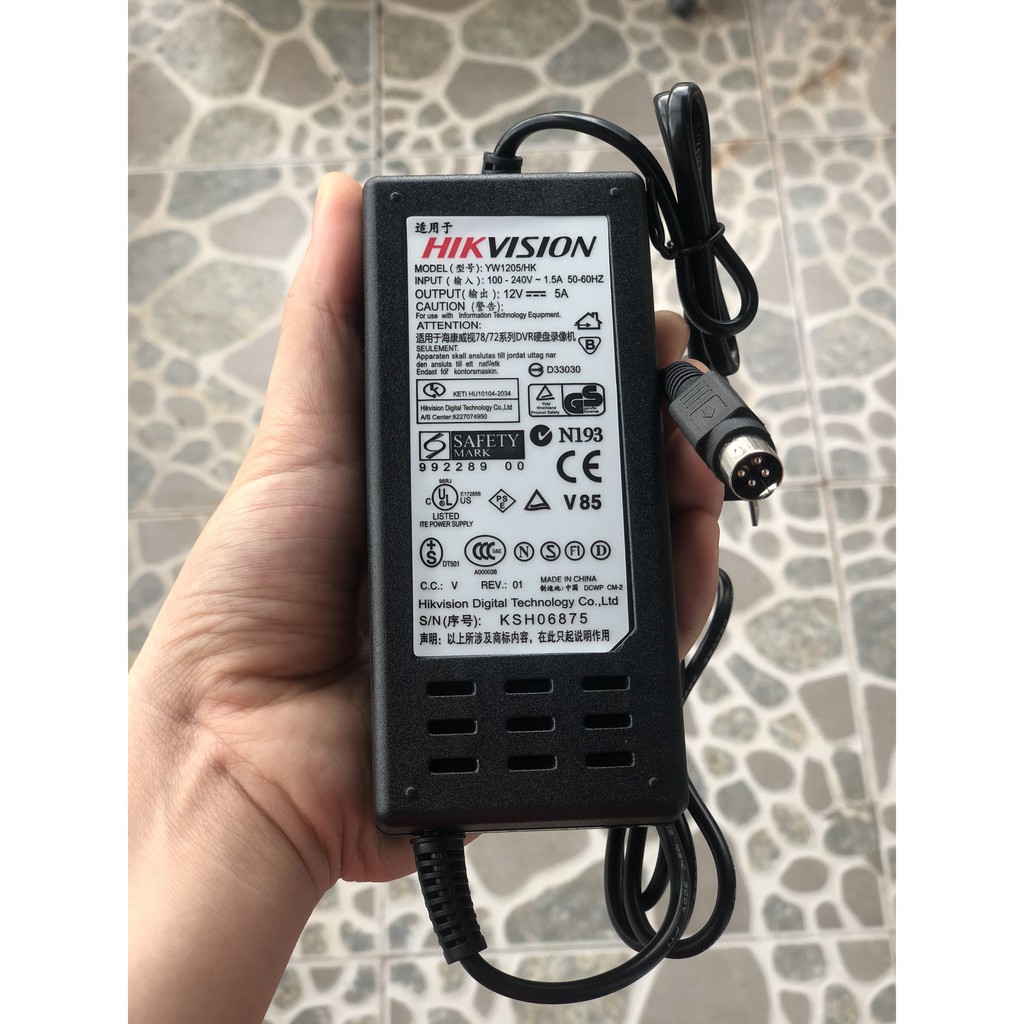 Nguồn 12V chân 4 lỗ cắm đầu ghi