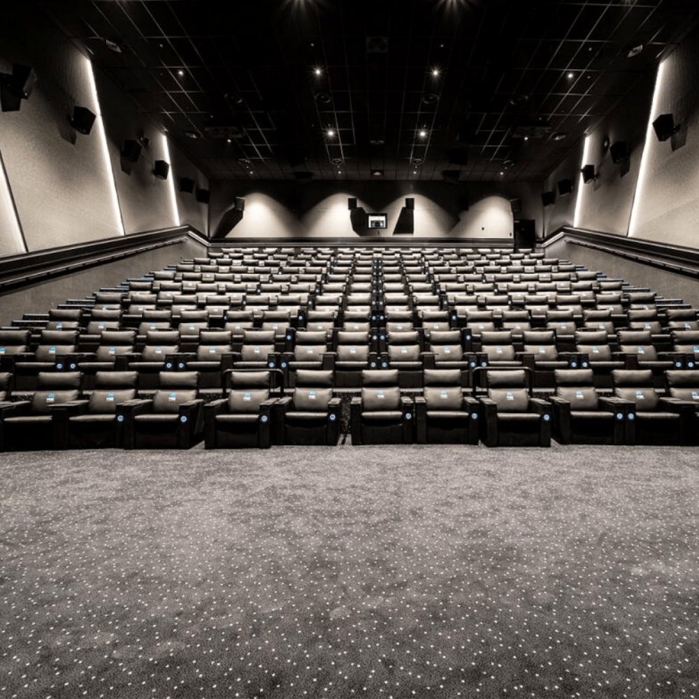 Tại sao tấm trần tiêu âm cho rạp chiếu phim màu đen