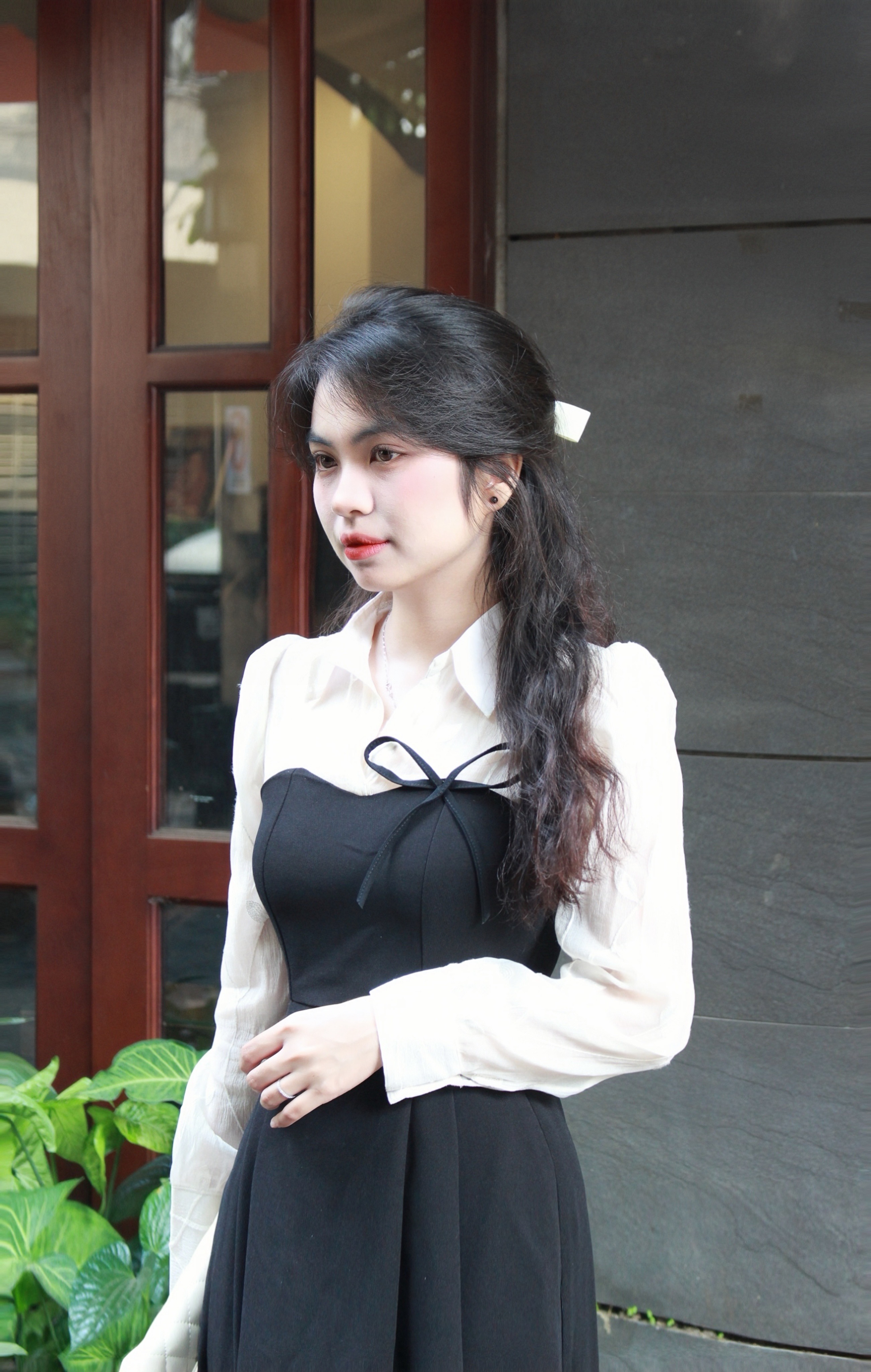 Đầm thiết kế VHF02