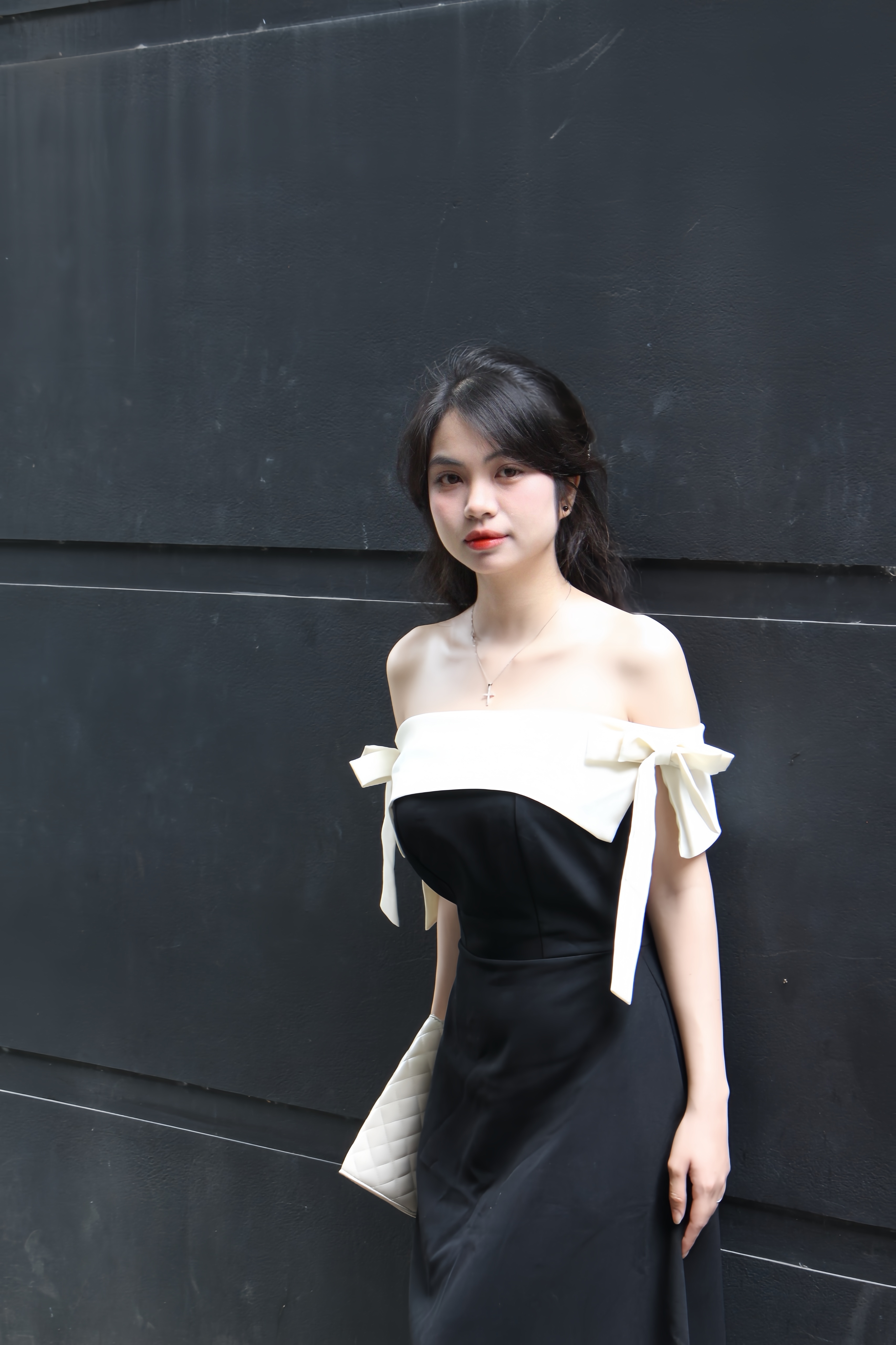 Đầm thiết kế VHF01