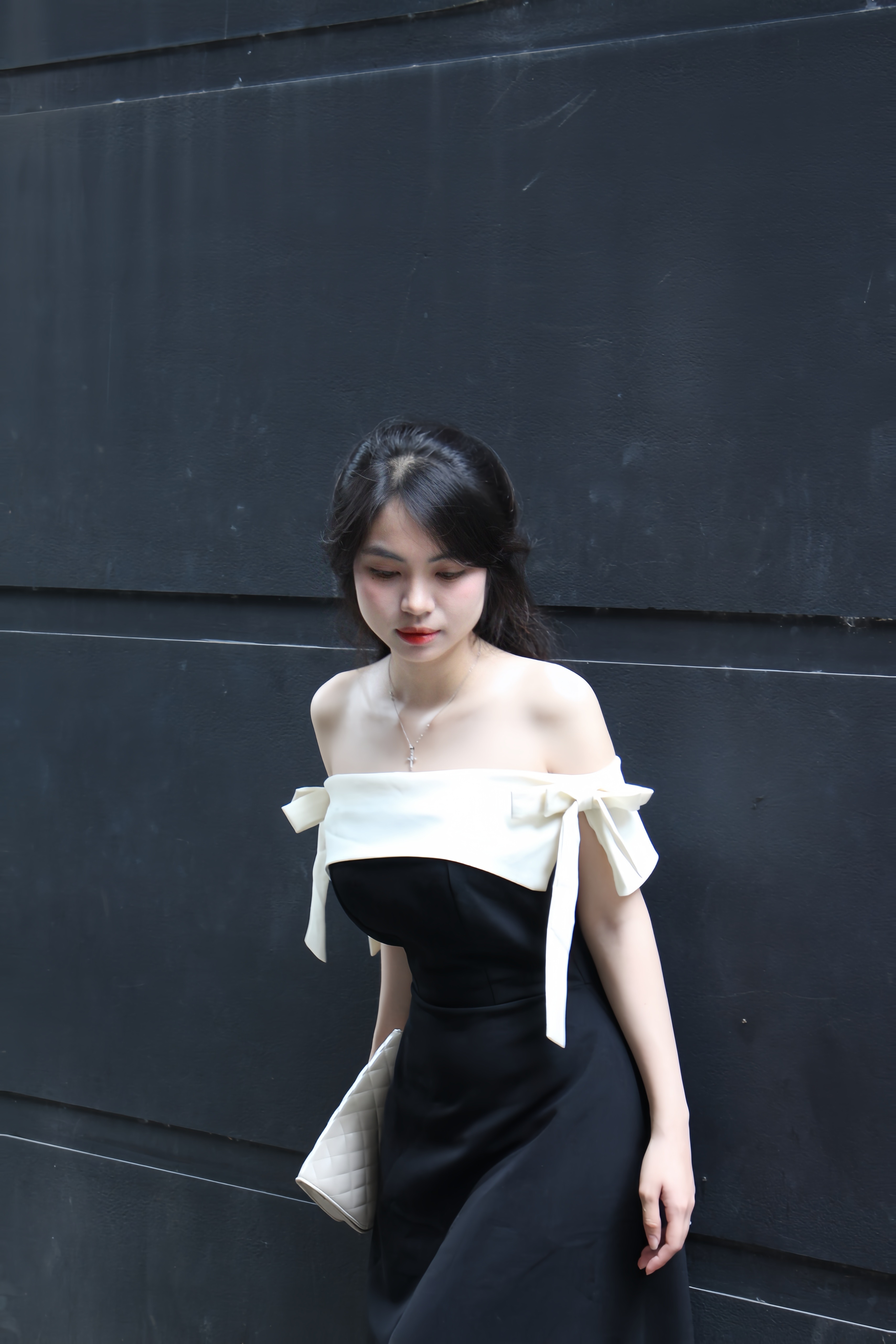 Đầm thiết kế VHF02