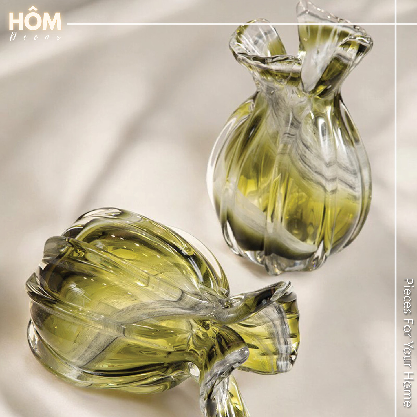 Bình hoa miệng loe xanh lá