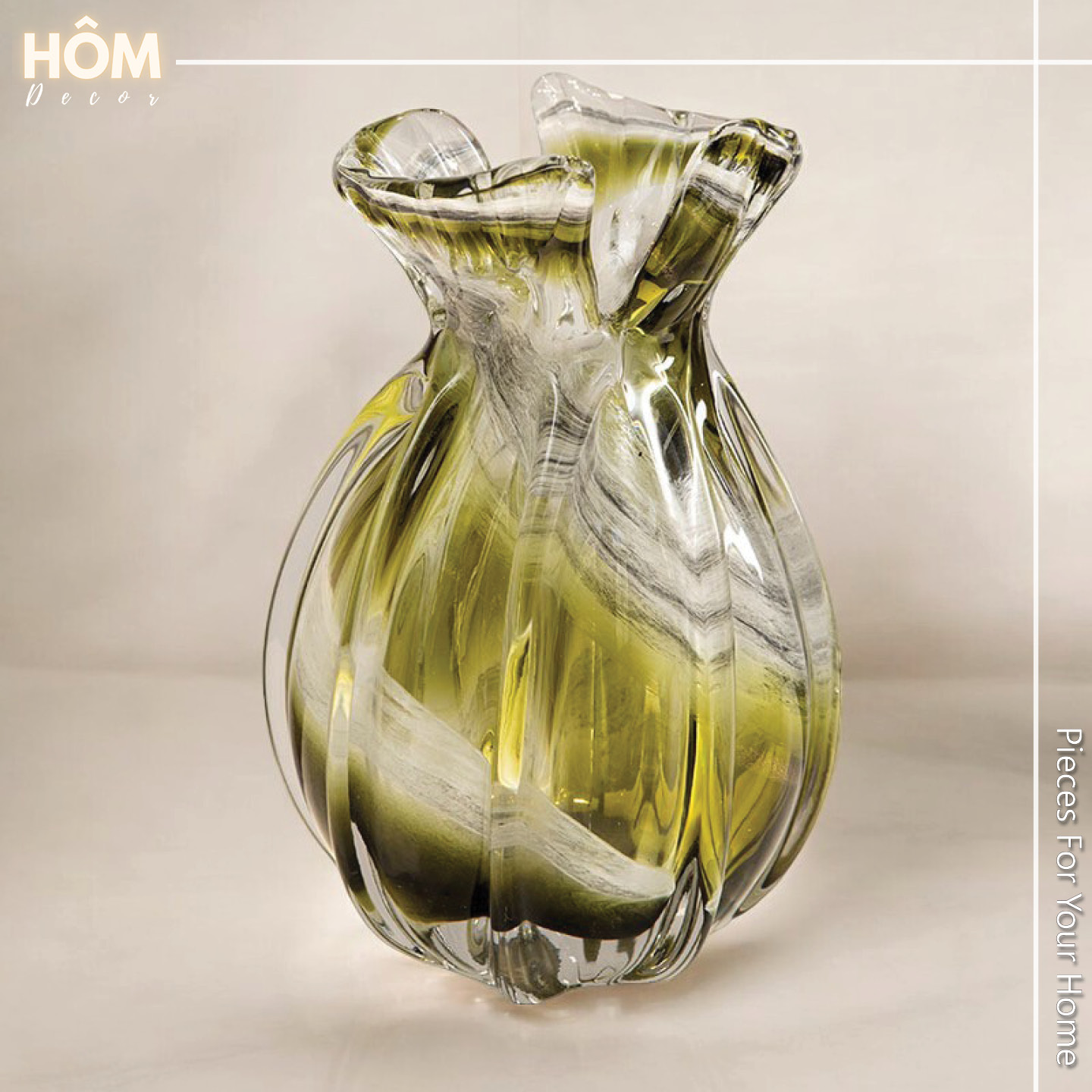 Bình hoa miệng loe xanh lá