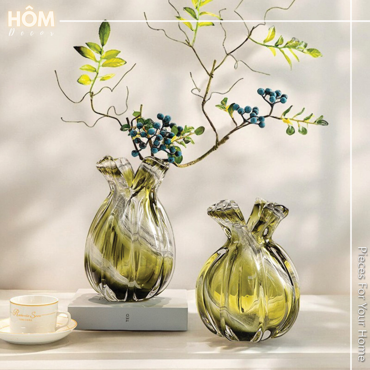 Bình hoa miệng loe xanh lá