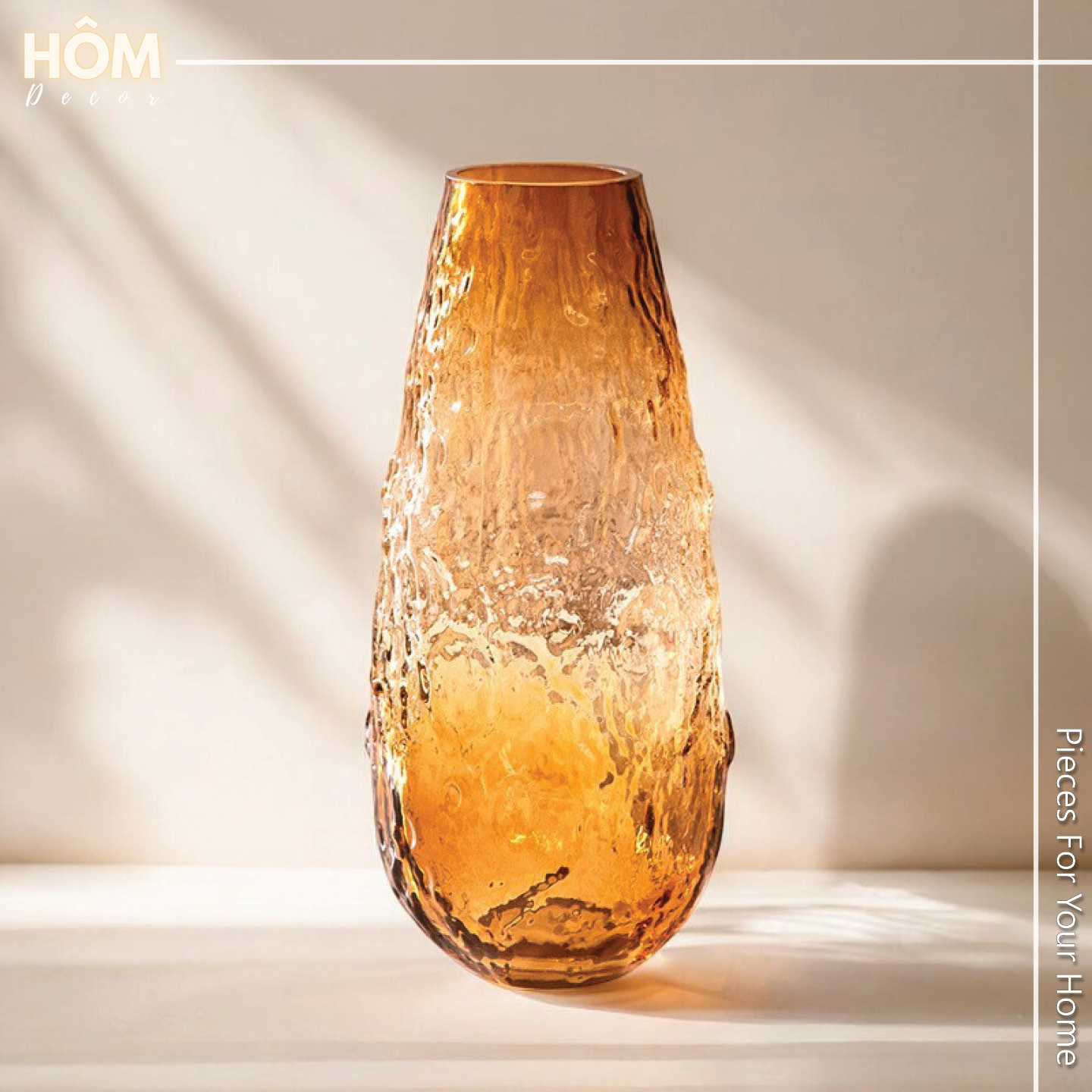 Bình hoa thủy tinh hổ phách