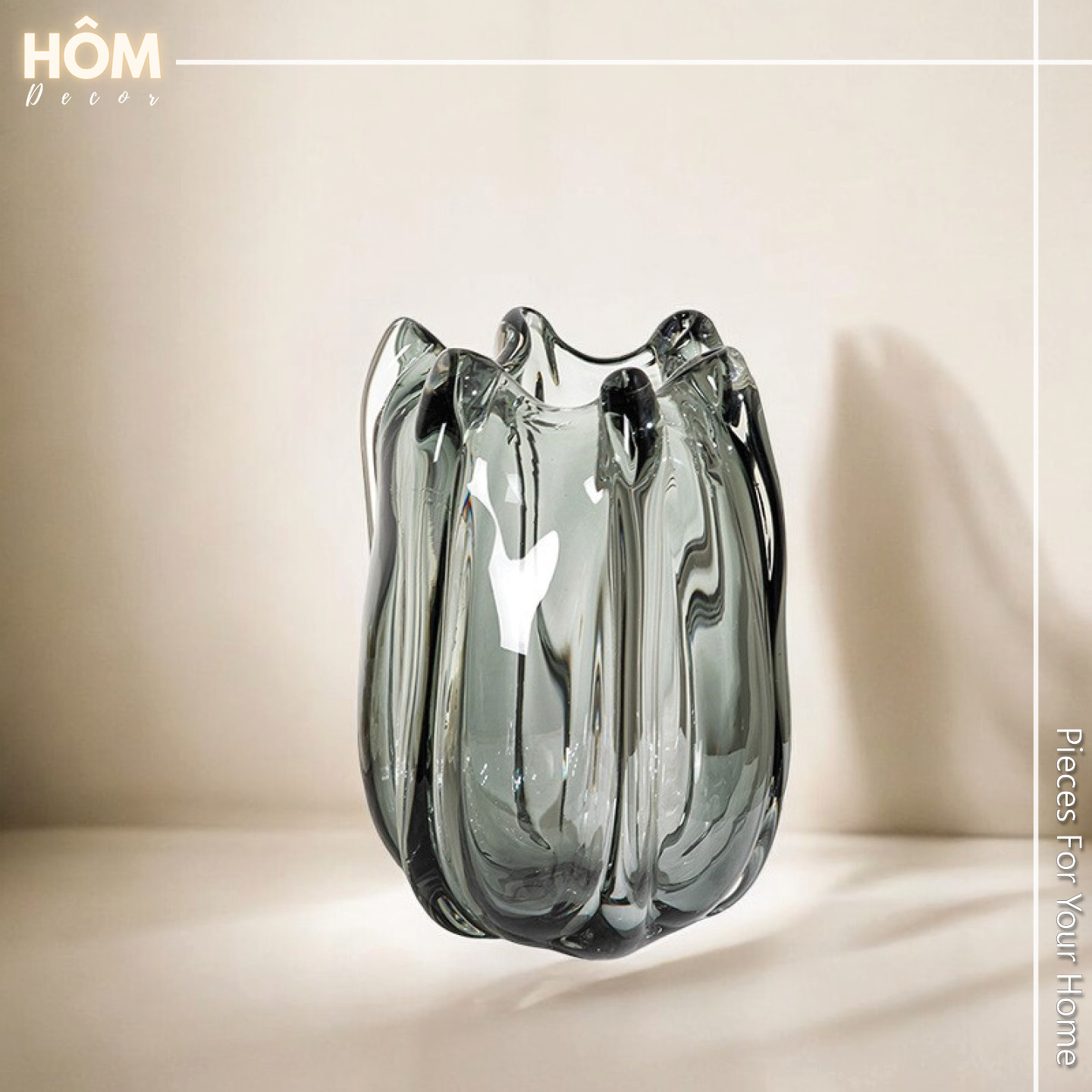 Bình hoa thủy tinh ống loe