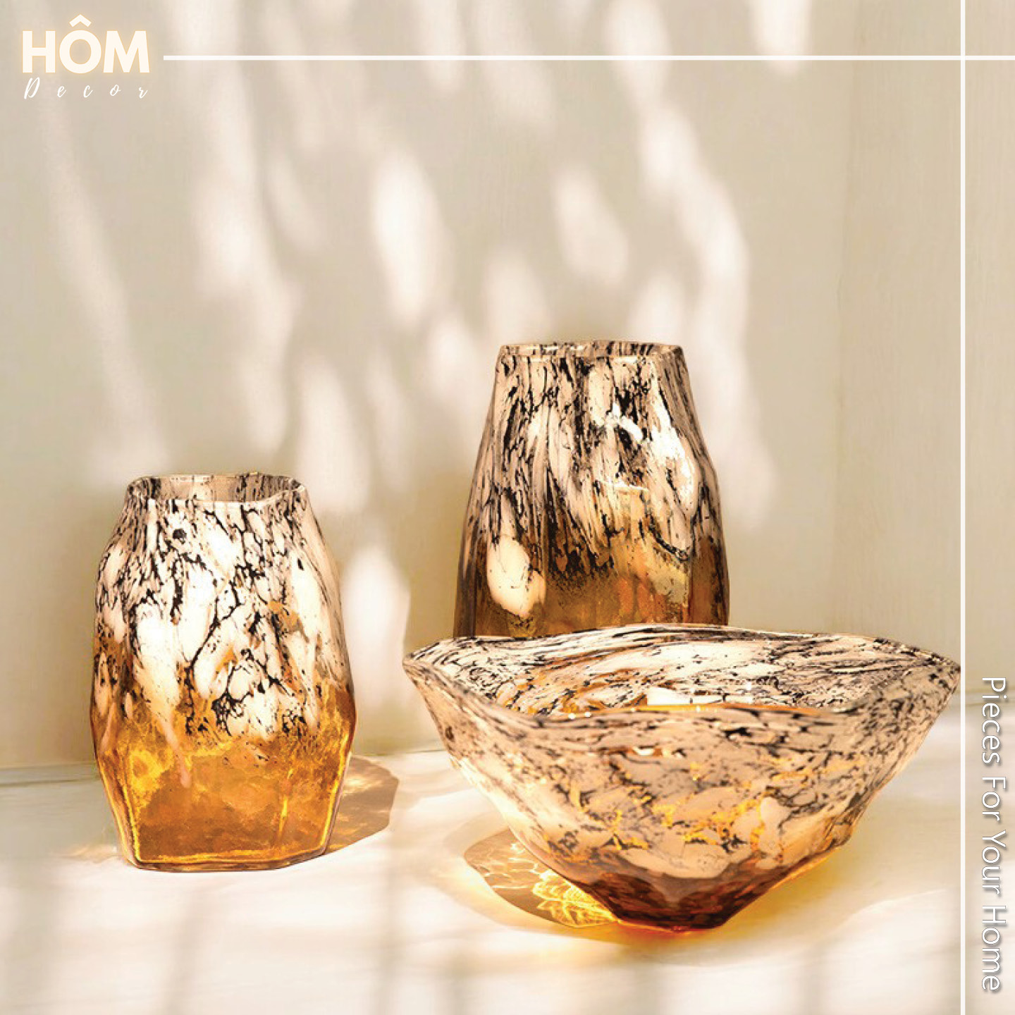 Bình hoa hổ phách miệng trắng tuyết