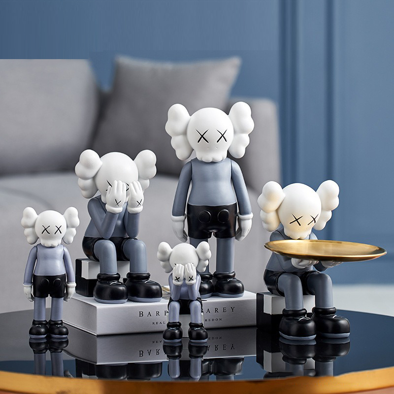 Tượng Kaws