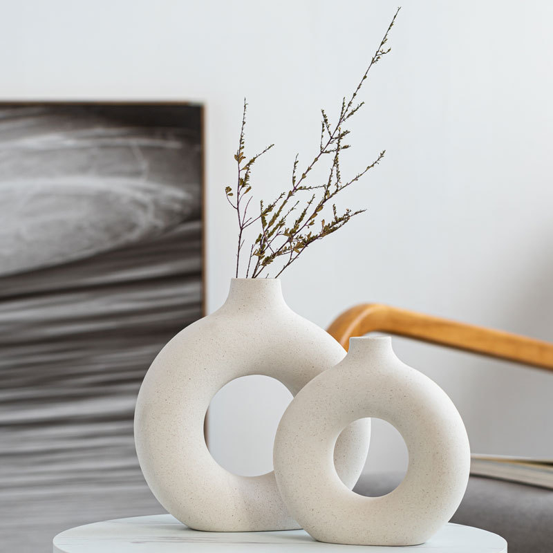 Bình gốm hình bánh Donut