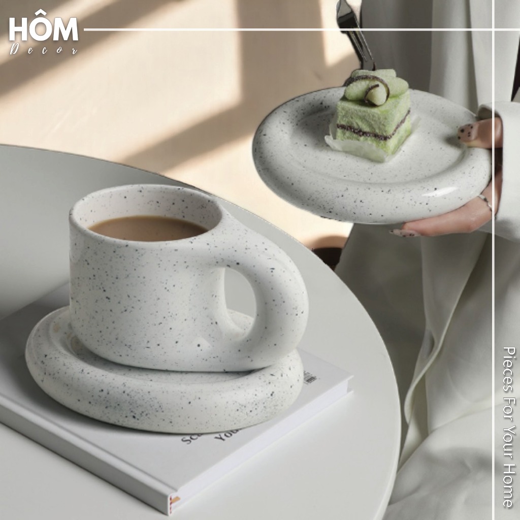 Ly Sứ Pang Pang Cup