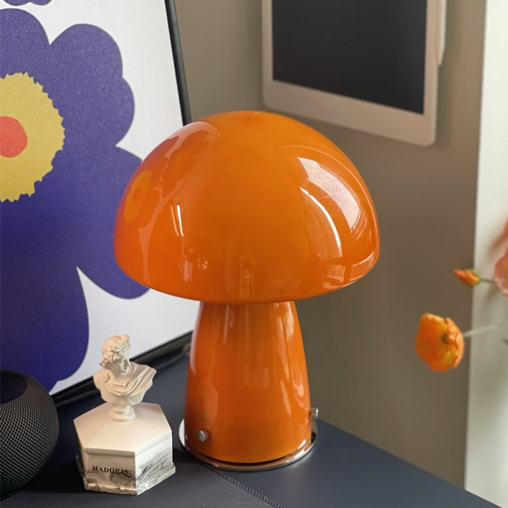 Đèn nấm để bàn phong cách hiện đại