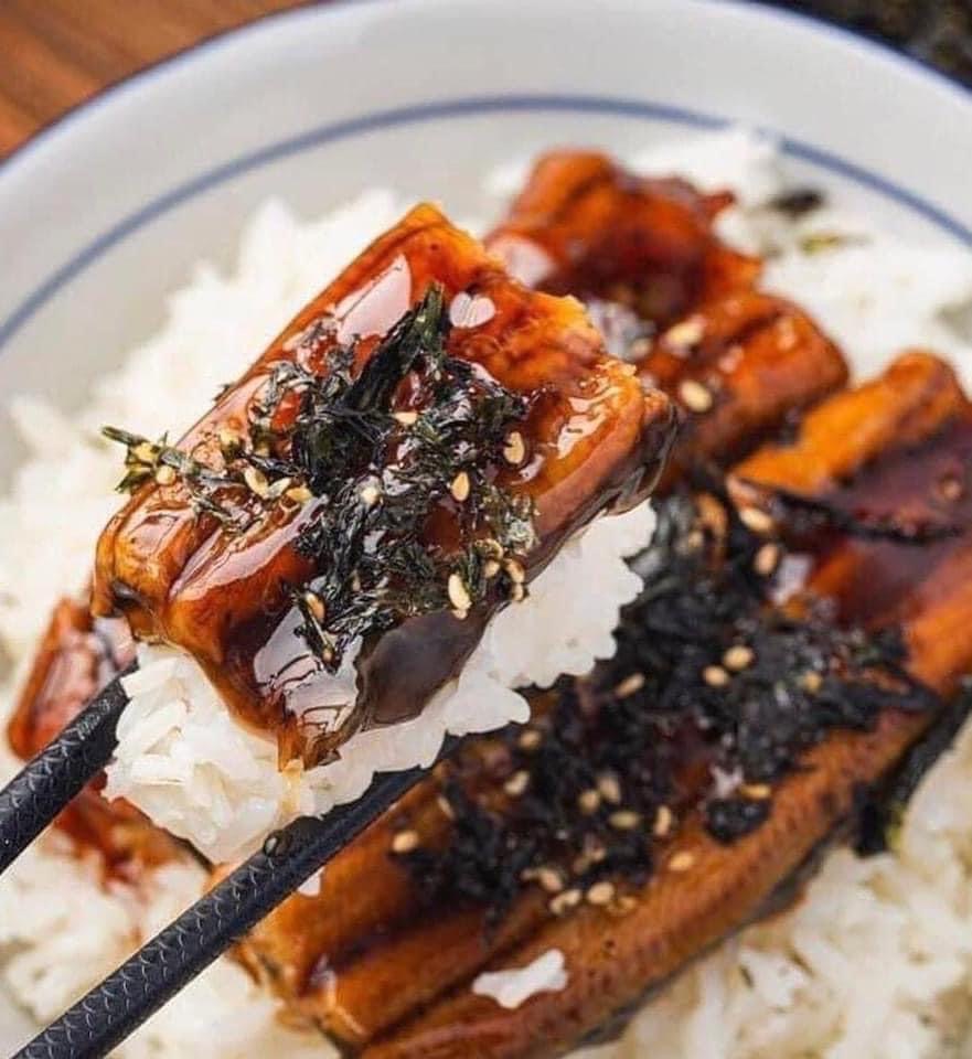 Lươn Biển Nướng Sốt Teriyaki Vị Đậm Đà Không Cay Eunha Hàn Quốc 200gram