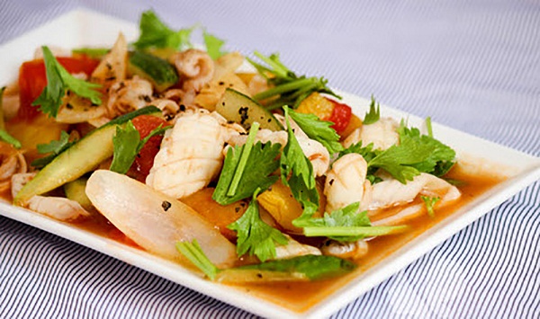 Cách xào mực ngon