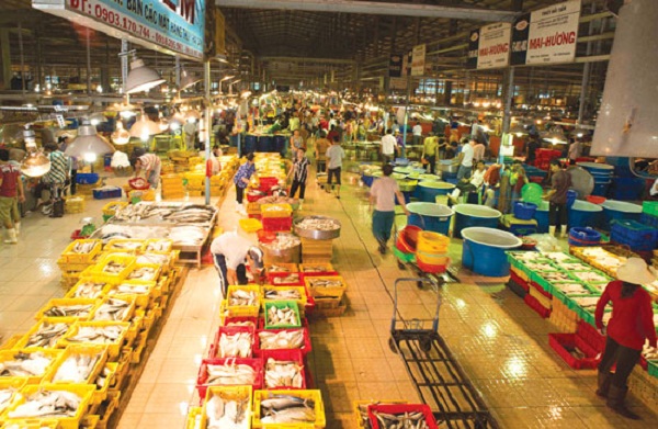 Chợ đầu mối Bình Điền