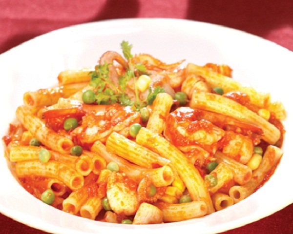 Cách làm Nui xào Hải sản: nhanh gọn, đủ chất, ngon “đã miệng”