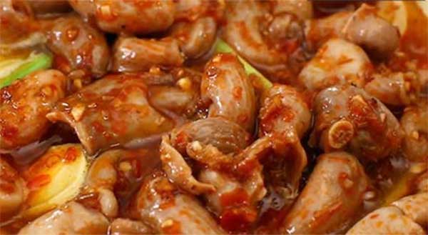Bao tử cá basa xào kim chi