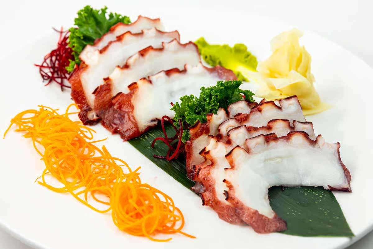 sashimi, 1 trong các món ăn bạch tuộc sống