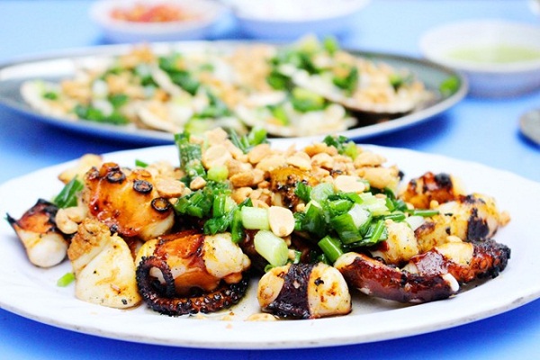bạch tuộc nướng mỡ hành ở sài gòn