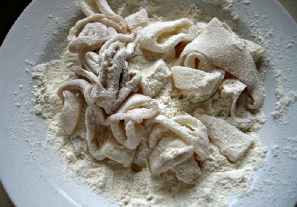 bạch tuộc tẩm bột