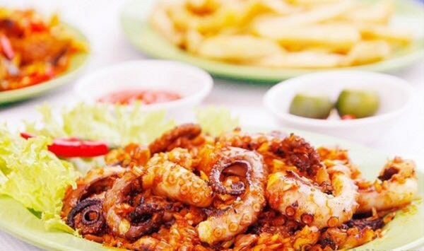 bạch tuộc xào sả ớt
