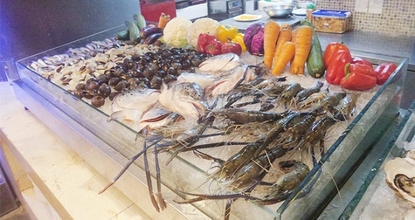 buffet hoang yen