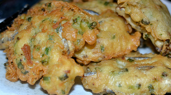 ca com chien bot cá cơm chiên bột