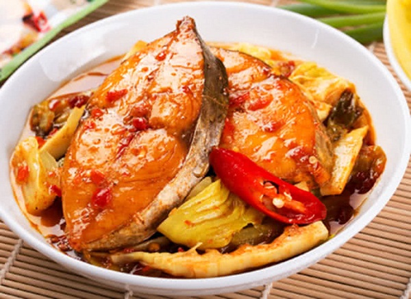 cá thu kho tộ