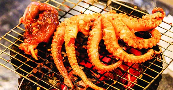 cach-lam-bach-tuoc-nuong-muoi-ot-3