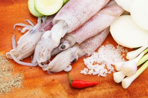 cach-lam-muc-nuong-sate-2