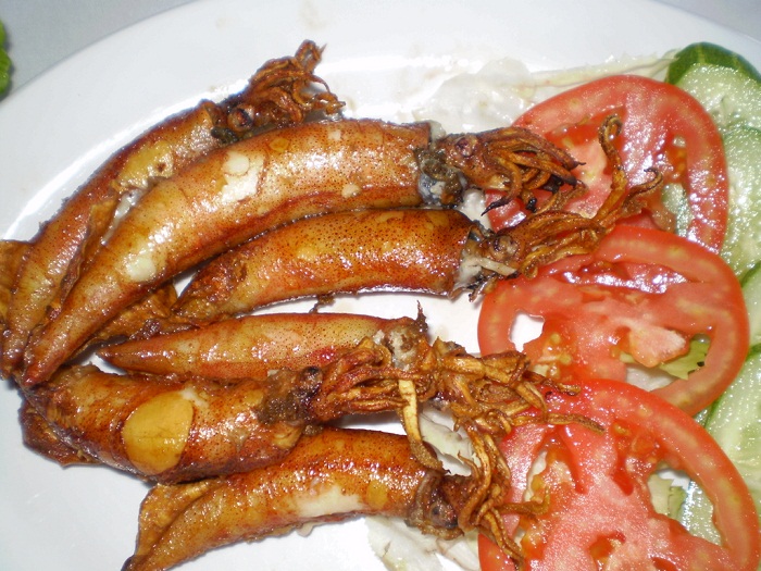 Cách làm mực trứng chiên giòn
