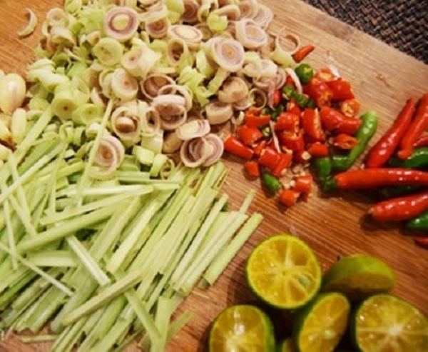 cach lam nuoc cham sa tac các nguyên liệu để làm nước chấm