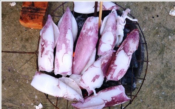 mực ống nướng