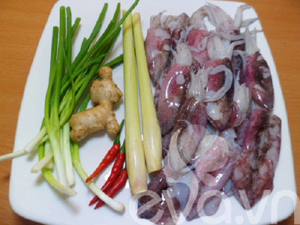 mực