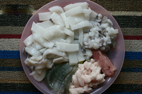 nguyên liệu làm chả mực nguyên liệu làm chả mực